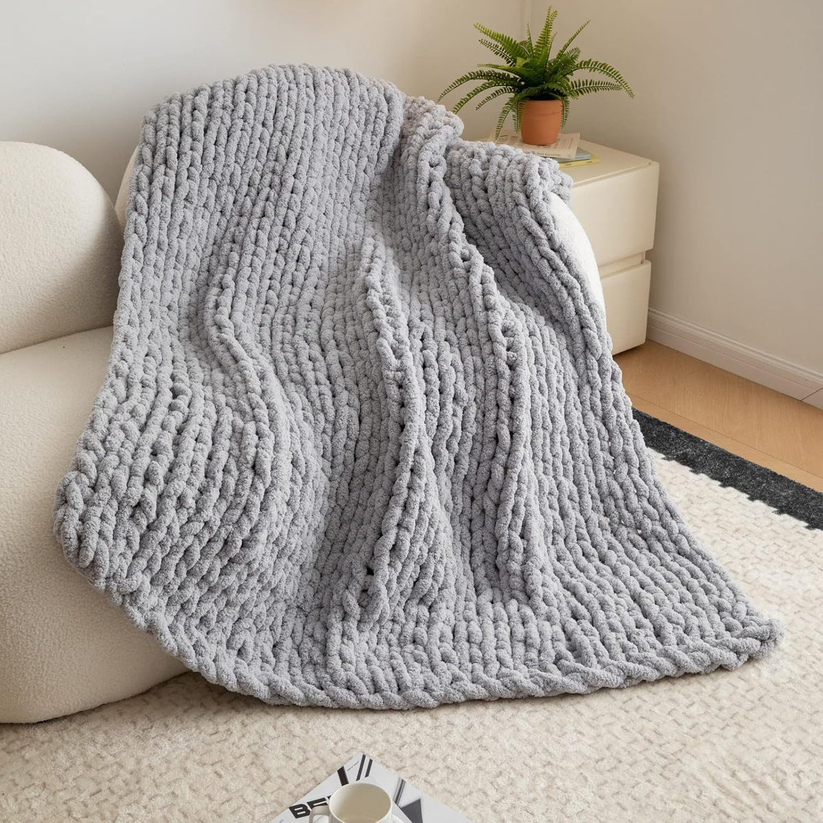 Chunky Knit Blanket Throw for Couch 51"×63" Light Grey