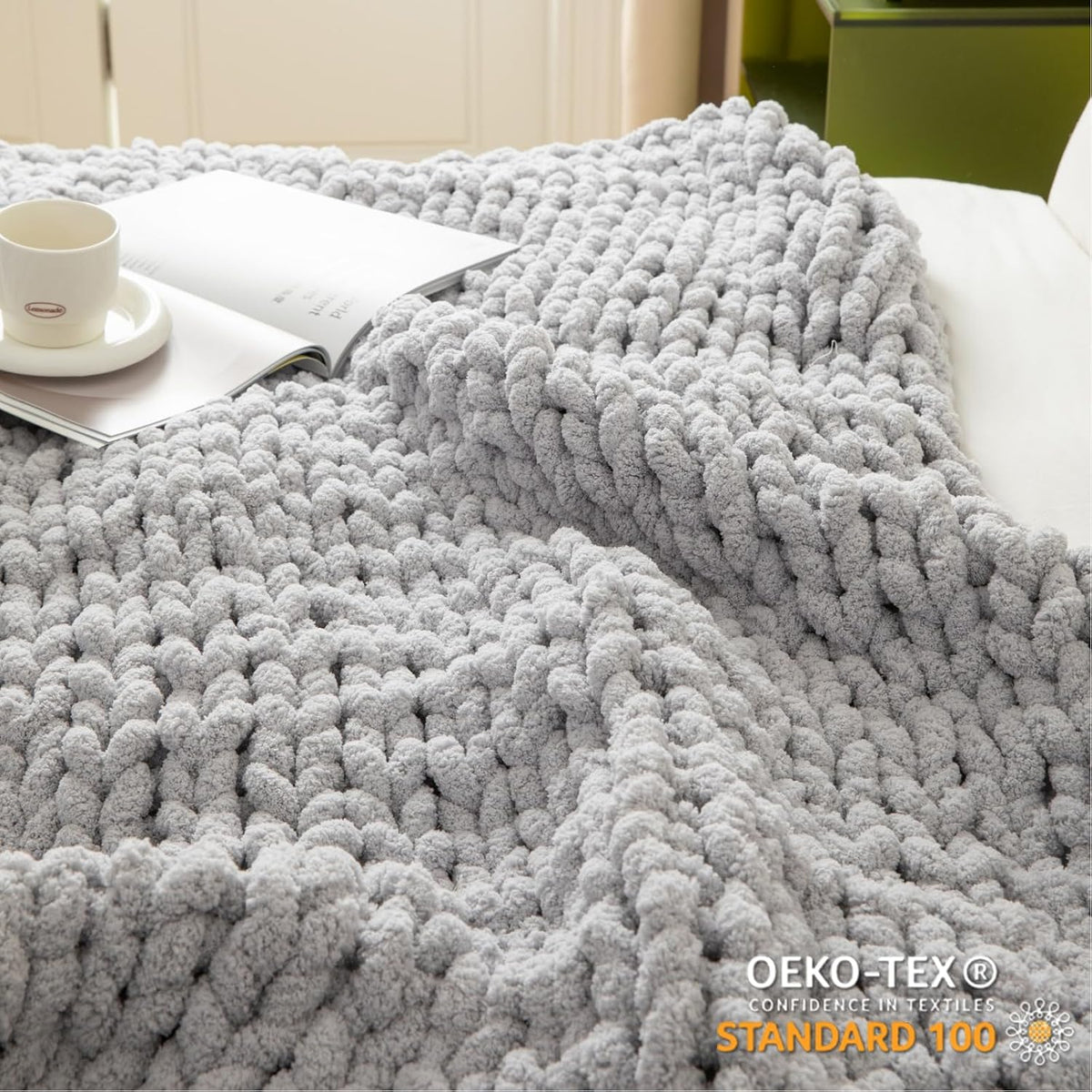 Chunky Knit Blanket Throw for Couch 51"×63" Light Grey