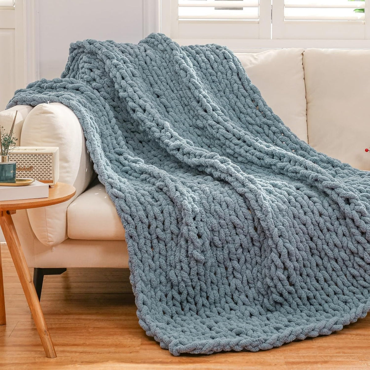 Chunky Knit Blanket Throw for Couch 51"×63" Light Grey